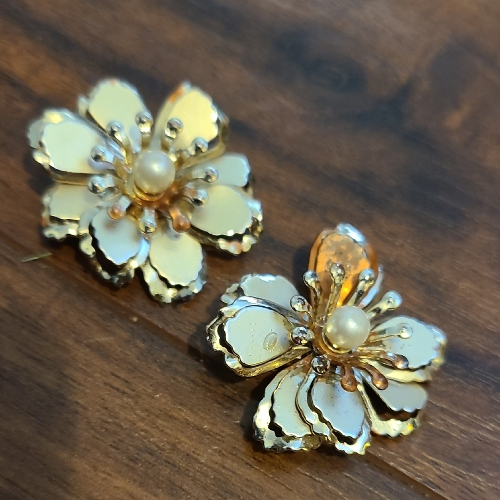 Elegant Gold Colored and Cream Floral Clip On Earrings